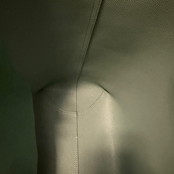 Coach Soft Green city Tote with Scarf - Picture 9 of 15